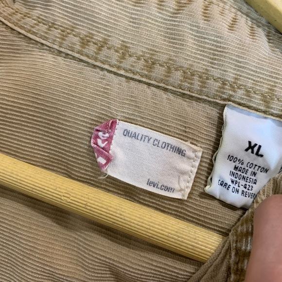 Levi’s Lightweight Jacket Vintage Distressed - Picture 6 of 7